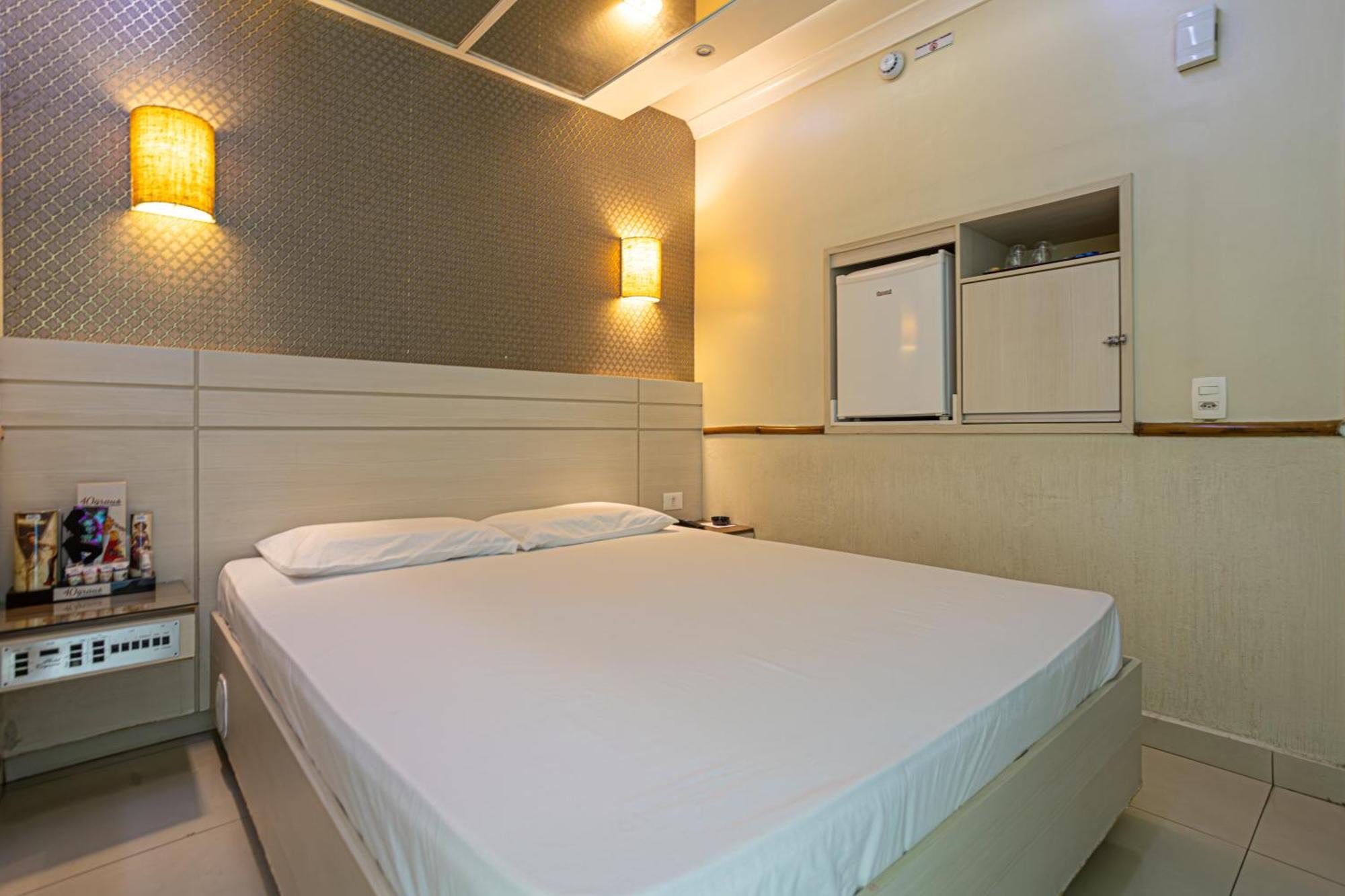 Hotel Coqueiros 6 Carapicuiba ภายนอก รูปภาพ