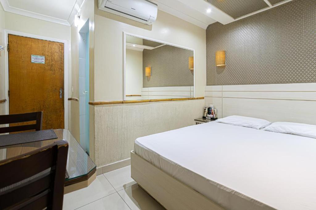 Hotel Coqueiros 6 Carapicuiba ภายนอก รูปภาพ